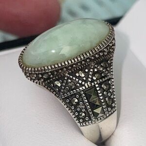 Sterling Silver Green Jade & Marcasite Ring Sz 9